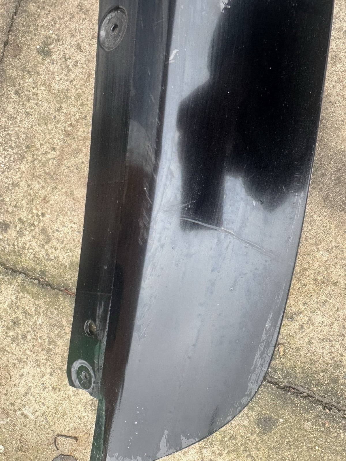 LAND ROVER DISCOVERY REAR BUMPER Trim Valance 2024 on GENUINE MY42-17F954