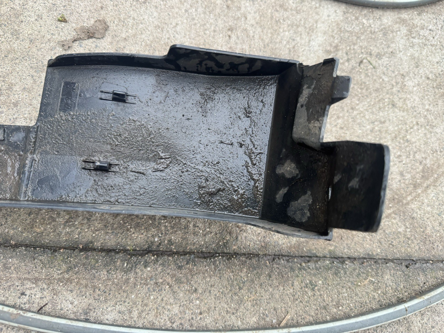 Genuine Mercedes GLA W247 2019-2023 AMG Front Right Side Wheel Arch Molding Trim