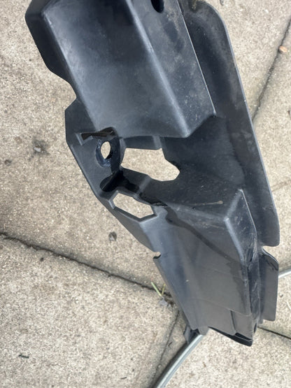 GENUINE BMW 3 SERIES G21 MSPORT REAR BUMPER LEFT PASSENGER SIDE GUIDE BRACKET