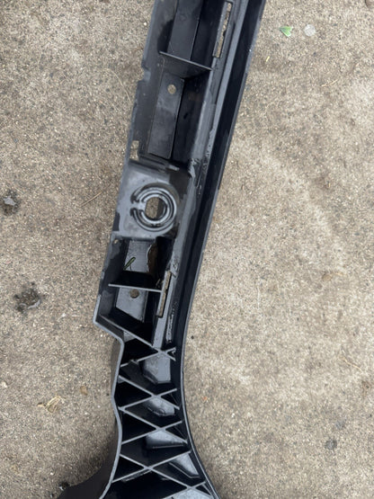 GENUINE BMW 3 SERIES G21 MSPORT REAR BUMPER LEFT PASSENGER SIDE GUIDE BRACKET