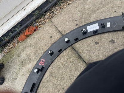 FORD PUMA FRONT RIGHT SIDE WHEEL ARCH TRIM  L1TB-S16D238-A