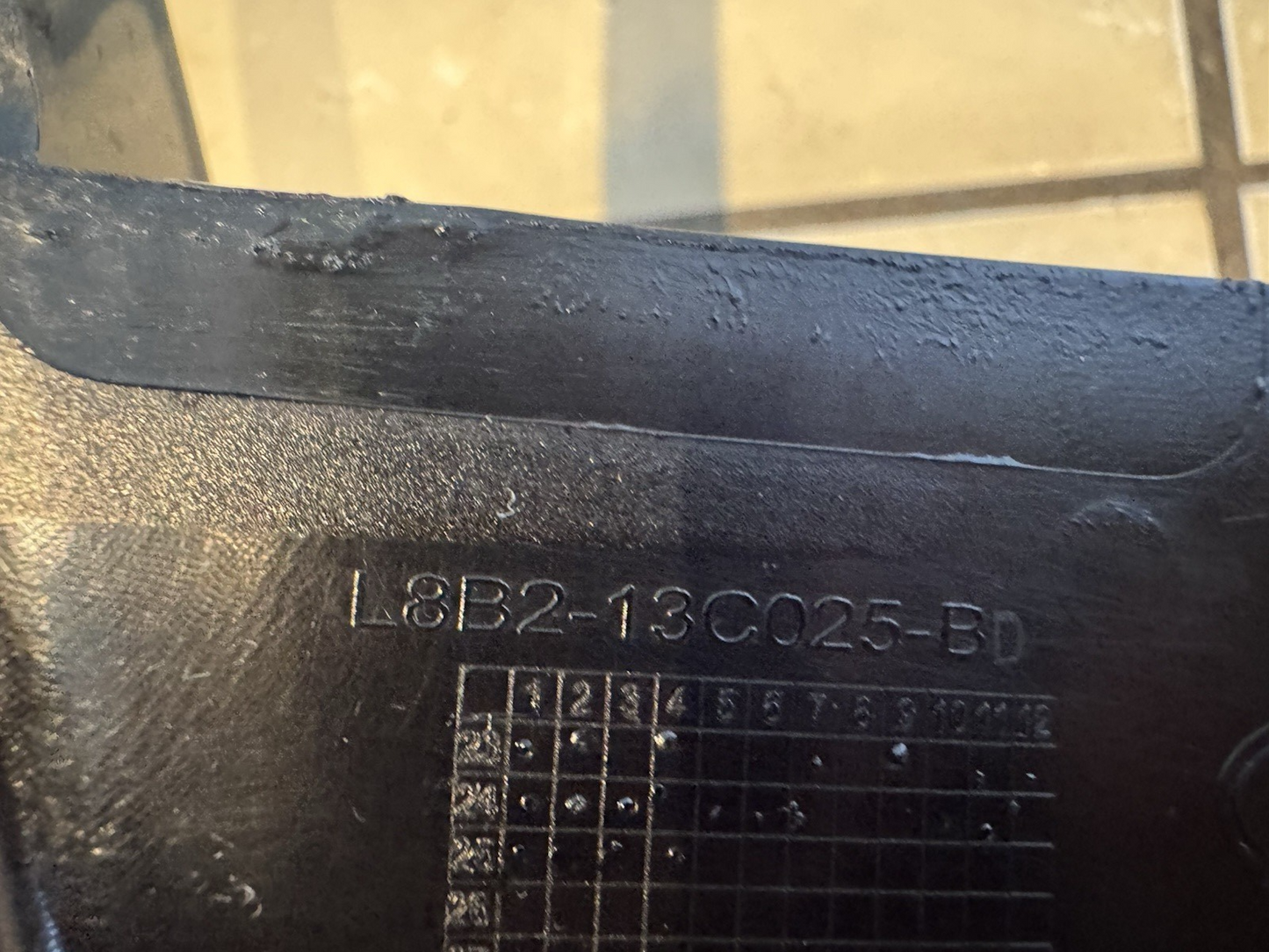 Land Rover Defender L663 Front Left NS Left Headlight Lamp Trim L8b2-13c025