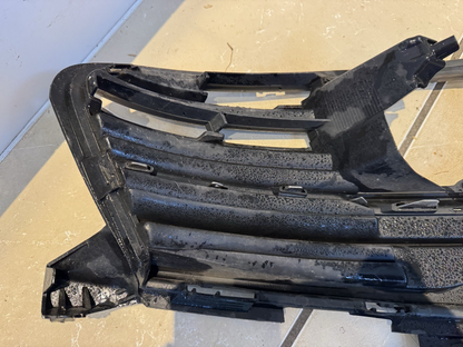 Peugeot 308 MK2 Facelift Front Right Bumper Fog Light Grille Surround Genuine