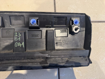 Renault Austral 2023 Left door trim molding 828213826R AUA157700