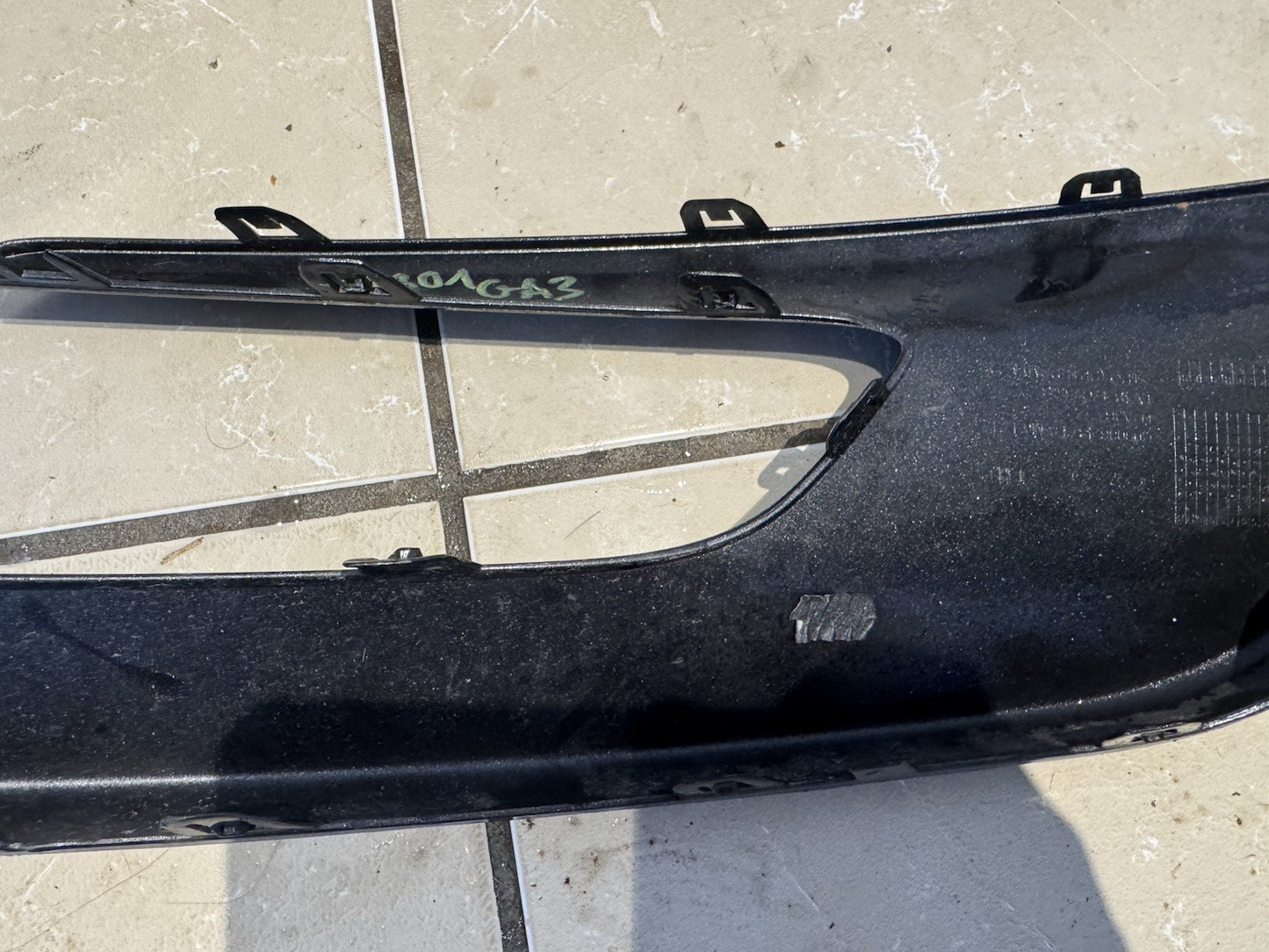 FORD KUGA III MK3 2.5 FHEV 16V 190HP LEFT FOG LIGHT FRAME LV4B-17C755-S