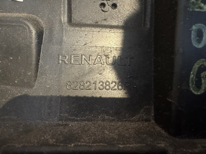 Renault Austral 2023 Left door trim molding 828213826R AUA157700