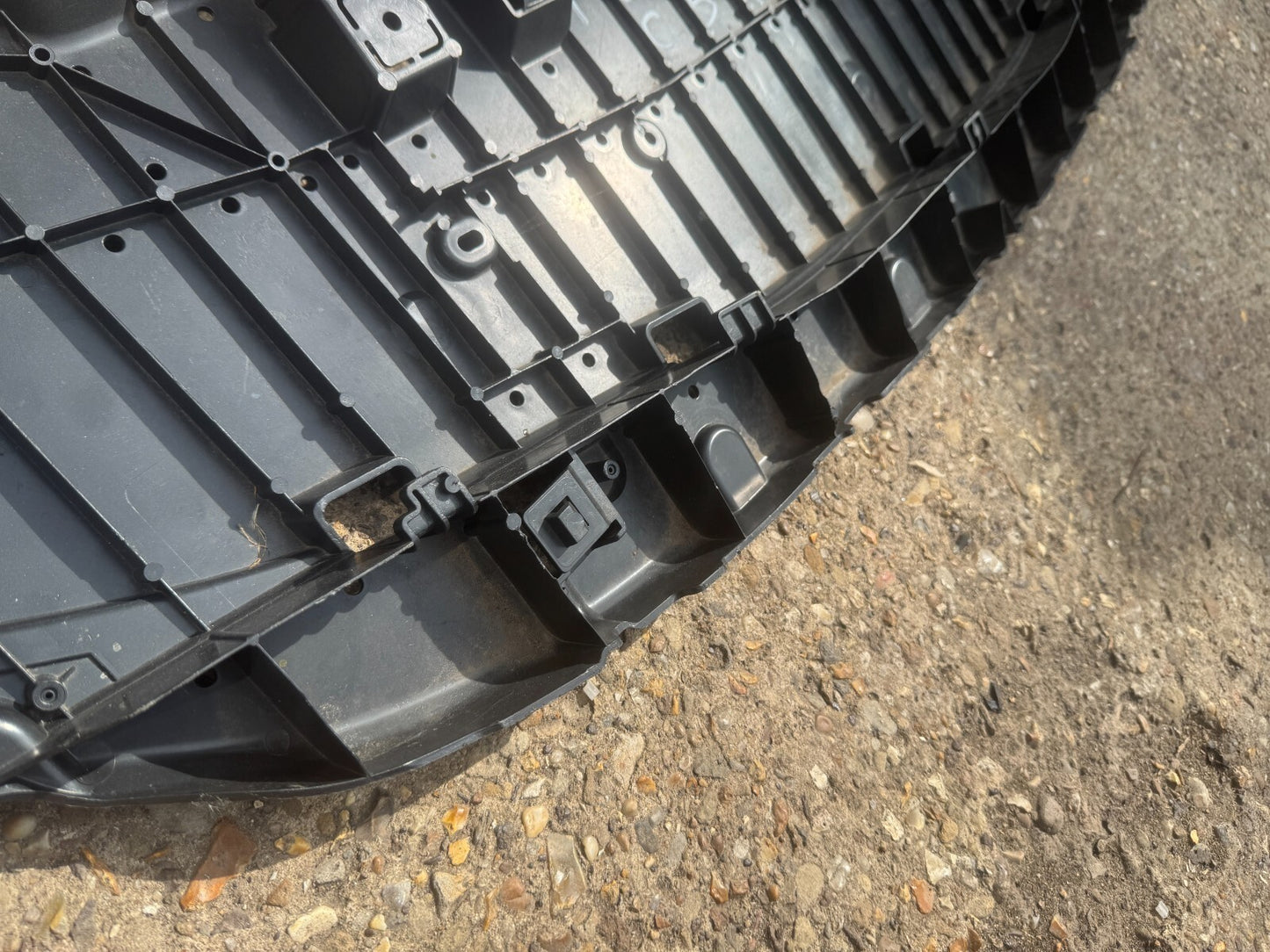 9811450077 front spoiler PEUGEOT 3008 2022 Genuine Next Day Delivery