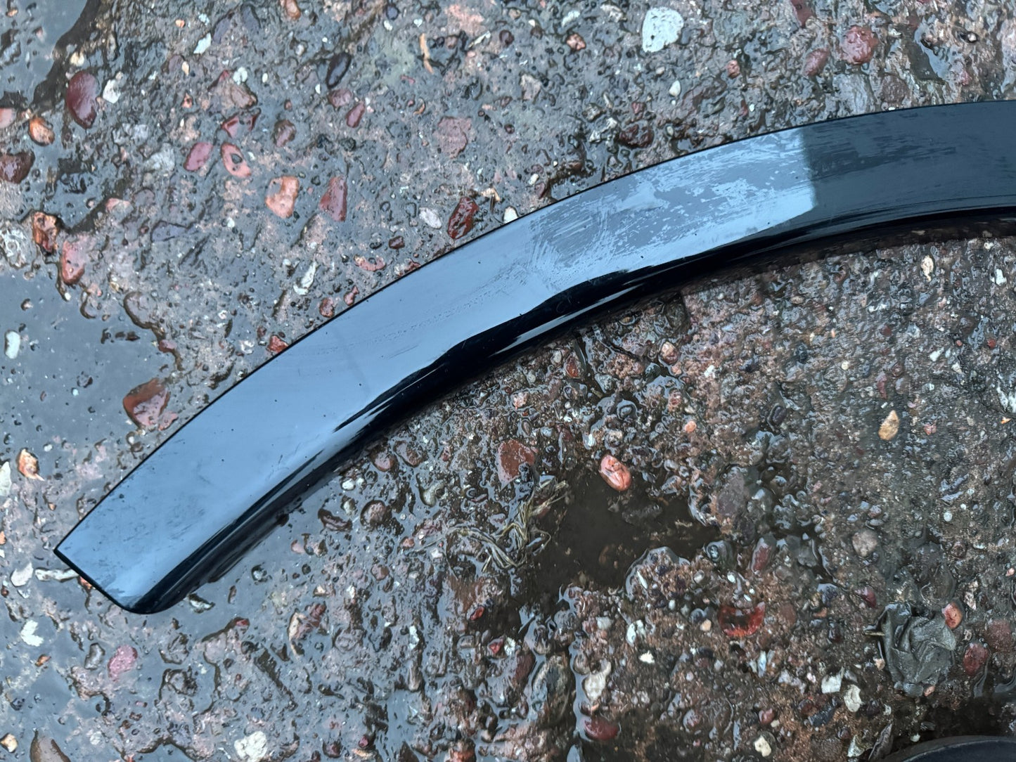 Land Rover Discovery L462 Front Right Wheel Arch 2017 ON HY3M-16A074-AC Genuine