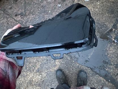 AUDI A3 Limousine 8Y Front Right Grill 8Y0807682C 2.0 Petrol 228kw 2023 25093464