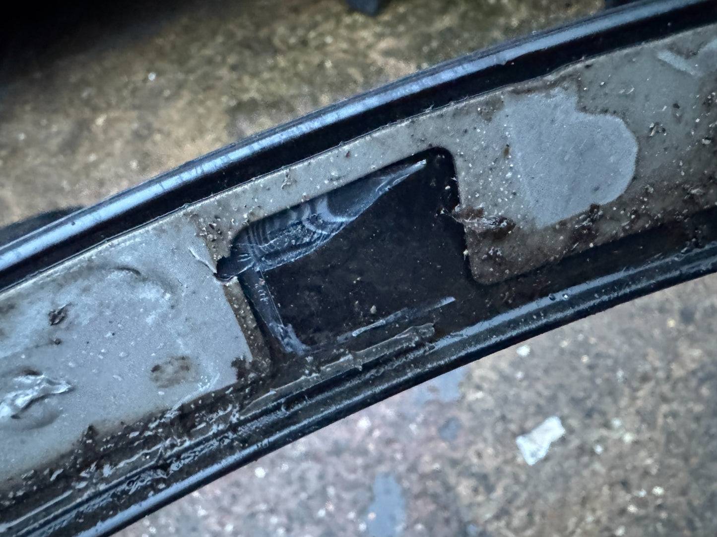 Land Rover Discovery L462 Front Right Wheel Arch 2017 ON HY3M-16A074-AC Genuine