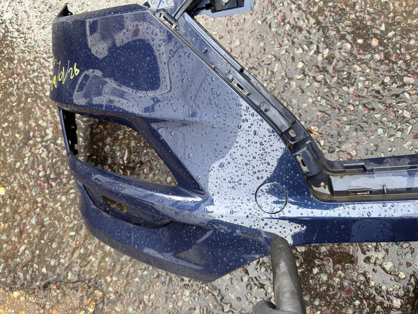 HYUNDAI TUCSON FRONT TOW EYE COVER GENUINE 86519D7500