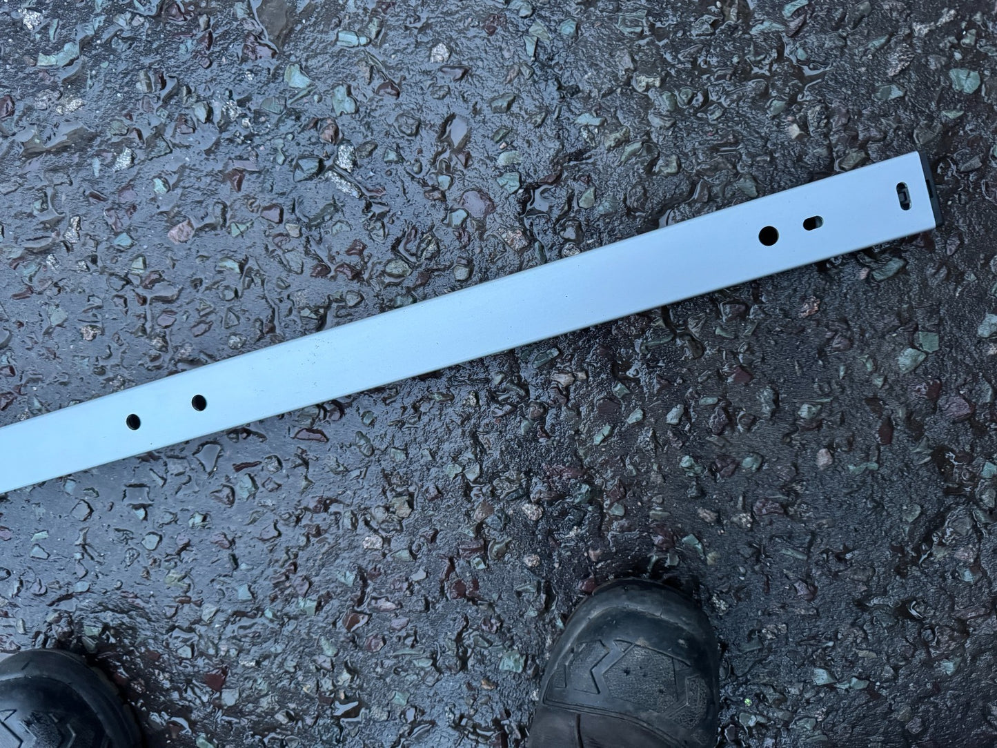 Ford Ranger Cargo Management Pack Side Rail – Left Hand (LH) n1wb e/j28551