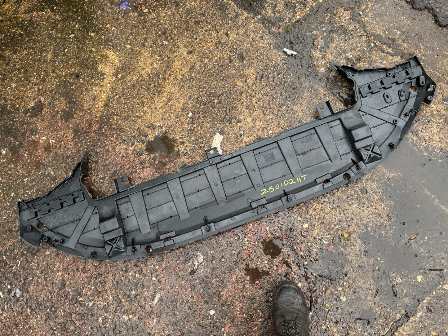 2023 Volvo V60 Front Bumper Under Tray 2018 ON 32227198 Genuine NEXT DAY DELIVER