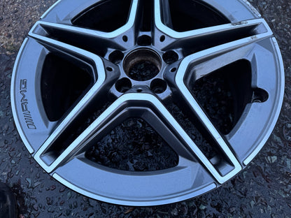 Mercedes Benz Amg Alloy Wheel 18" 7.5j Et49 W1774011500 A Class diamond cut