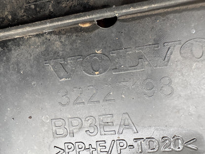 2023 Volvo V60 Front Bumper Under Tray 2018 ON 32227198 Genuine NEXT DAY DELIVER