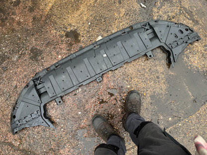 2023 Volvo V60 Front Bumper Under Tray 2018 ON 32227198 Genuine NEXT DAY DELIVER