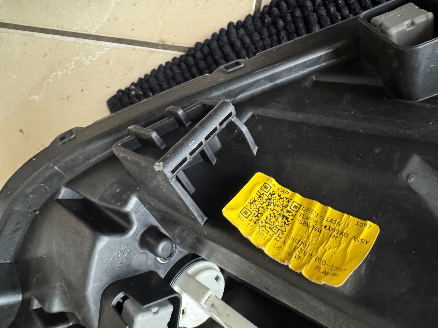 HYUNDAI TUCSON TL, TLE Front Left Headlight D792122A10 D61L D792121A30 24574870