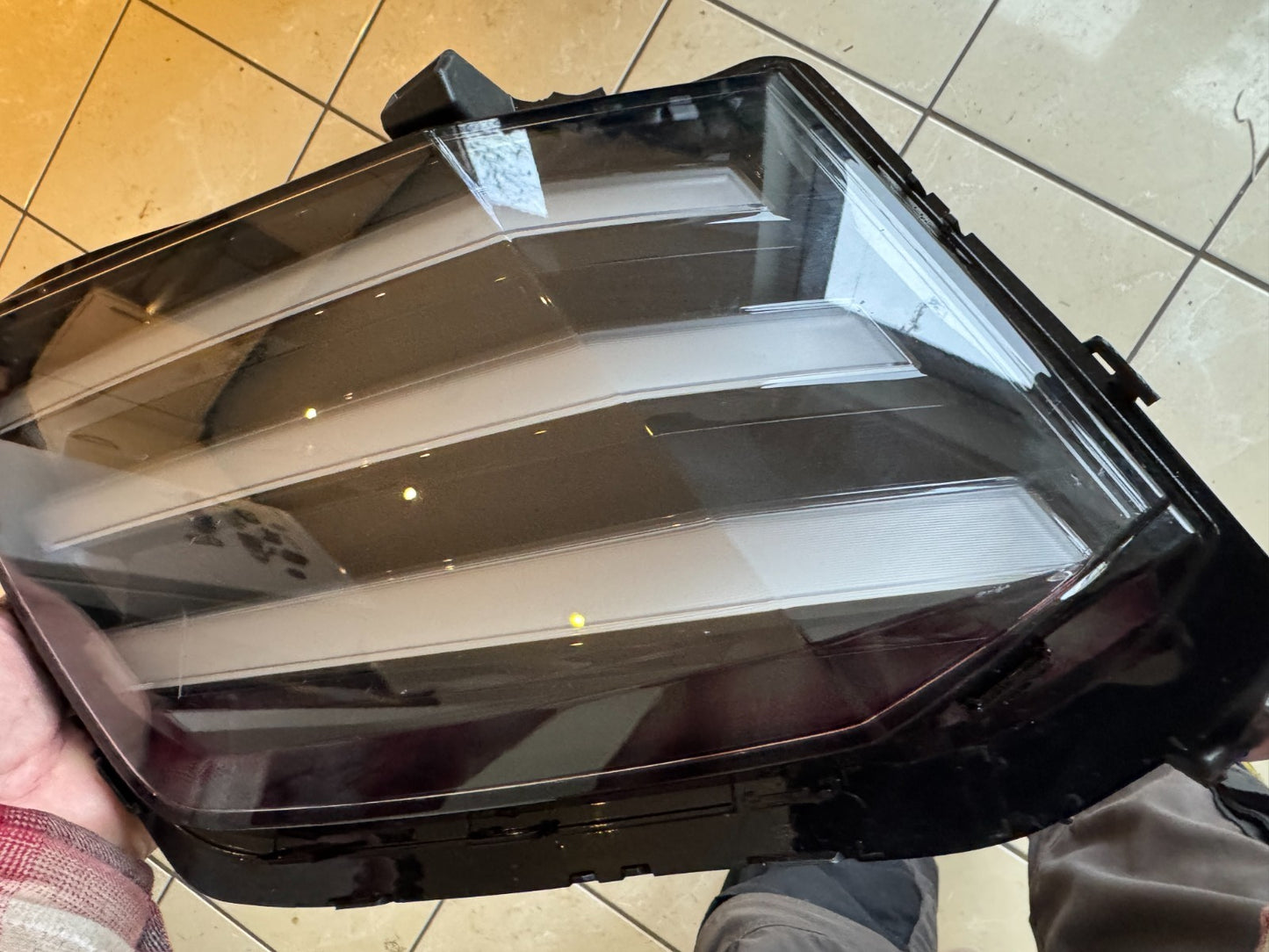 PEUGEOT 208 MK2 2024 2025 FRONT LEFT SIDE LED DAYTIME HEADLIGHT 9851054180 DAMAG