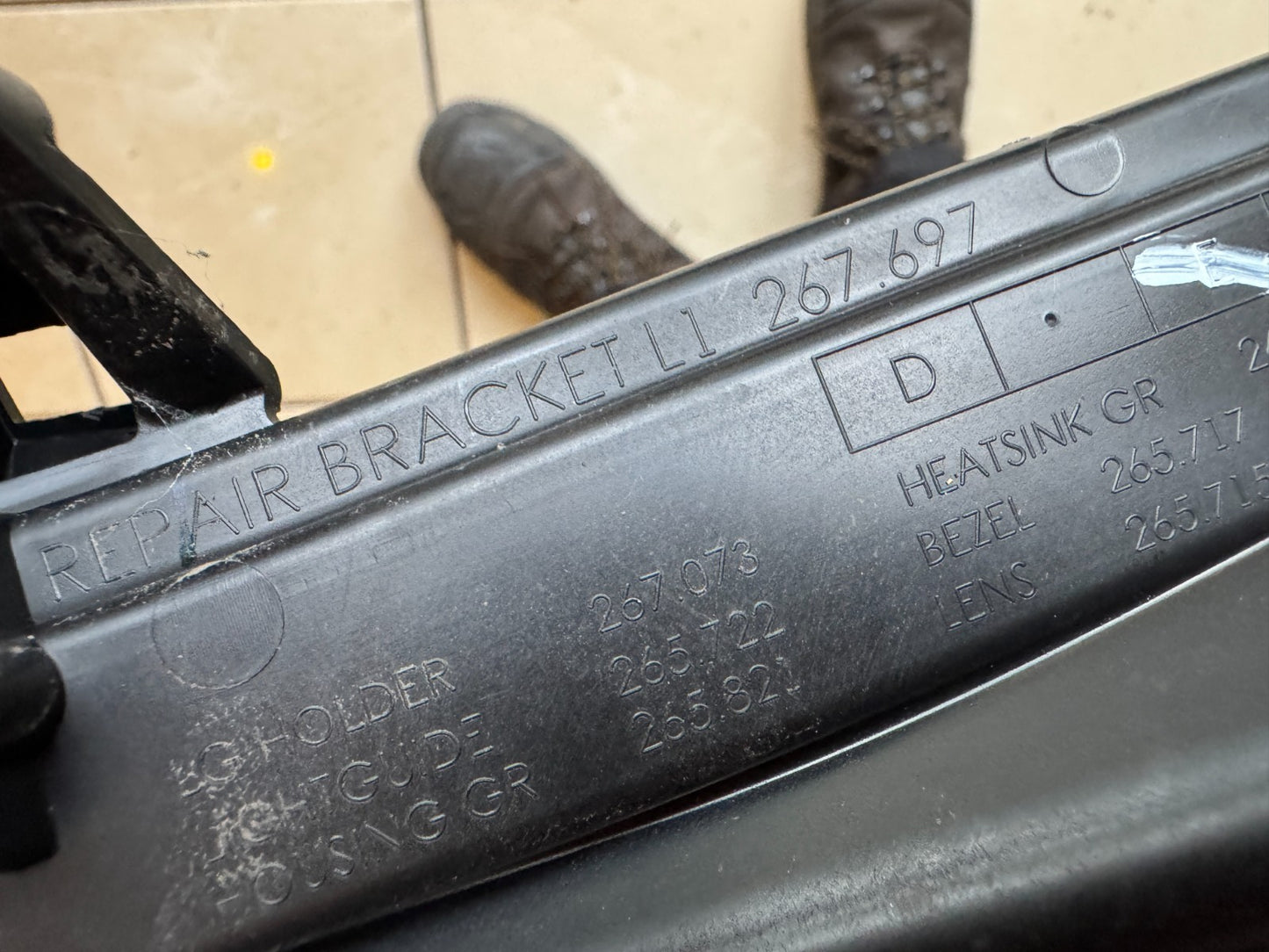 PEUGEOT 208 MK2 2024 2025 FRONT LEFT SIDE LED DAYTIME HEADLIGHT 9851054180 DAMAG