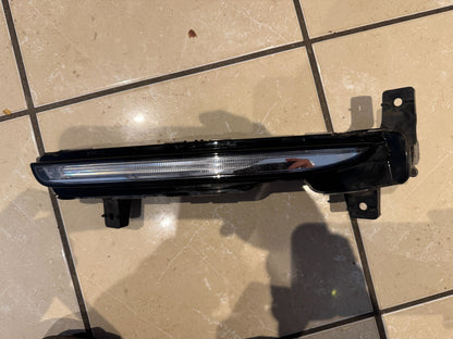 GENUINE NO FAKE PORSCHE 718 CAYMAN 982 RIGHT FRONT FOG LIGHT 982953042B