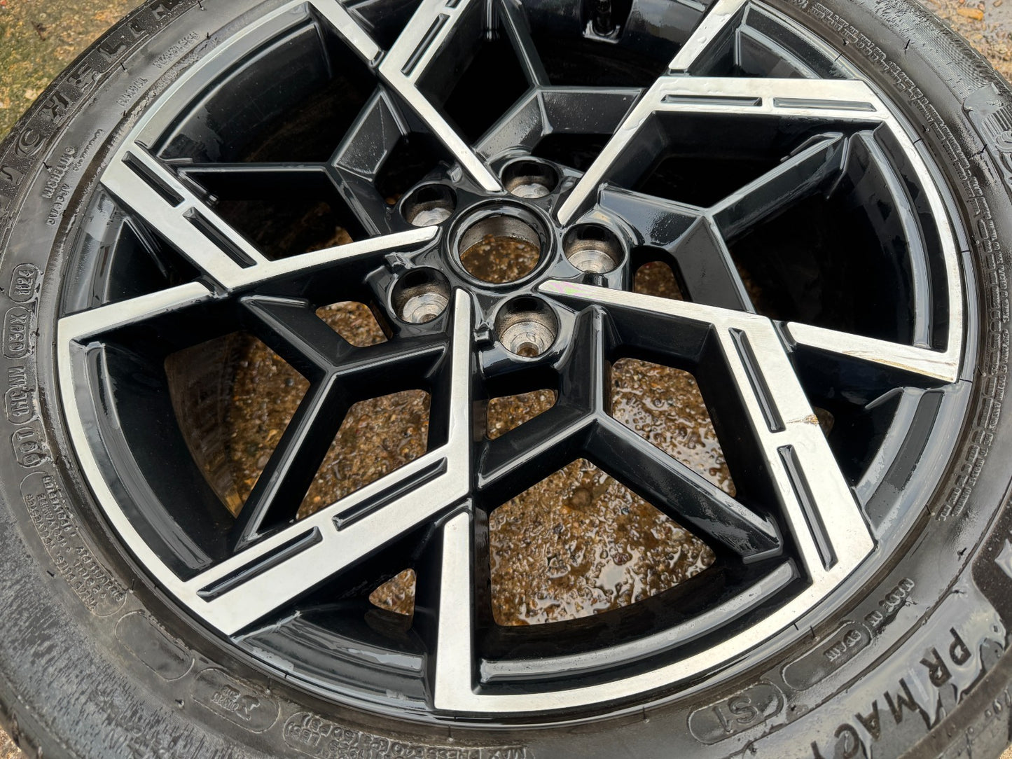 HYUNDAI TUCSON NX4 DIAMOND CUT 19" ALLOY WHEEL RIM 7.5J 52910N7800 GENUINE X1