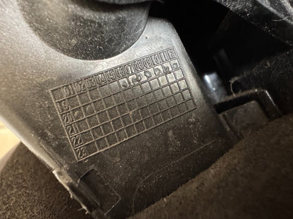 2019 GENUINE RENAULT KADJAR HA ,HL TAILLIGHT (LEFT OUTER) 265552789r