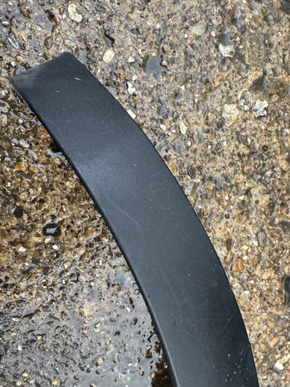 # PEUGEOT 3008 2015 REAR RIGHT DRIVER SIDE WHEEL ARCH TRIM 9825289077