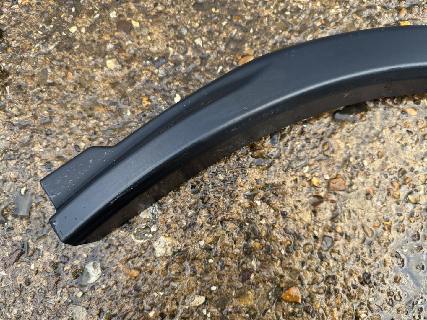 Land Rover Discovery Sport L550 Rear Left Wheel Arch 19 ON LK72-290E23-B Genuine