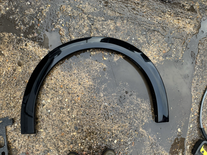 PEUGEOT 208 FRONT LEFT PASSENGER SIDE WHEEL ARCH 9844358780 (9248)