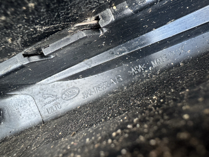 RANGE ROVER VELAR L560 FRONT LEFT BUMPER GRILL LH 2018 ON GENUINE J8A2-17E852-AB