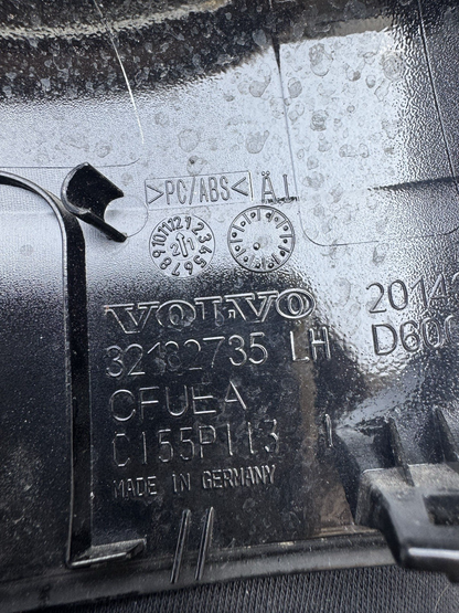 2021 - 2024 VOLVO XC90 LEFT SIDE EXTERIOR MIRROR COVER 32132735