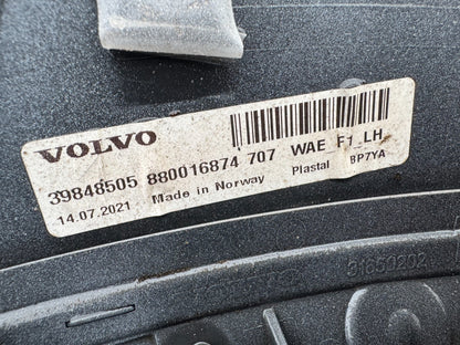 VOLVO XC60 FRONT LEFT SIDE WHEEL ARCH MOULDING TRIM 31650202 31454795 PDC VERSIO
