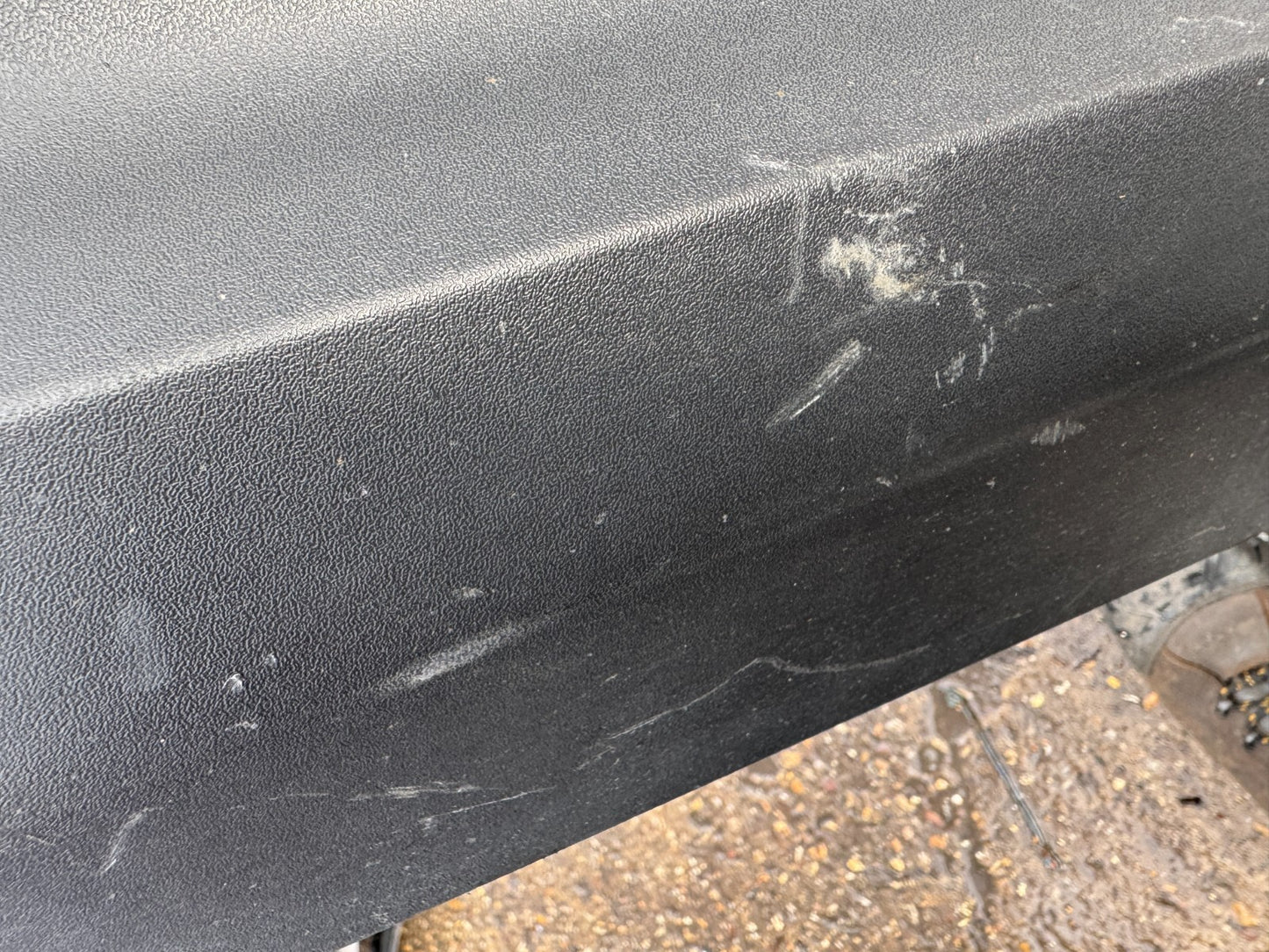 GENUINE SKODA KODIAQ FRONT LEFT LOWER DOOR MOULDING 2016-2024 565854939B