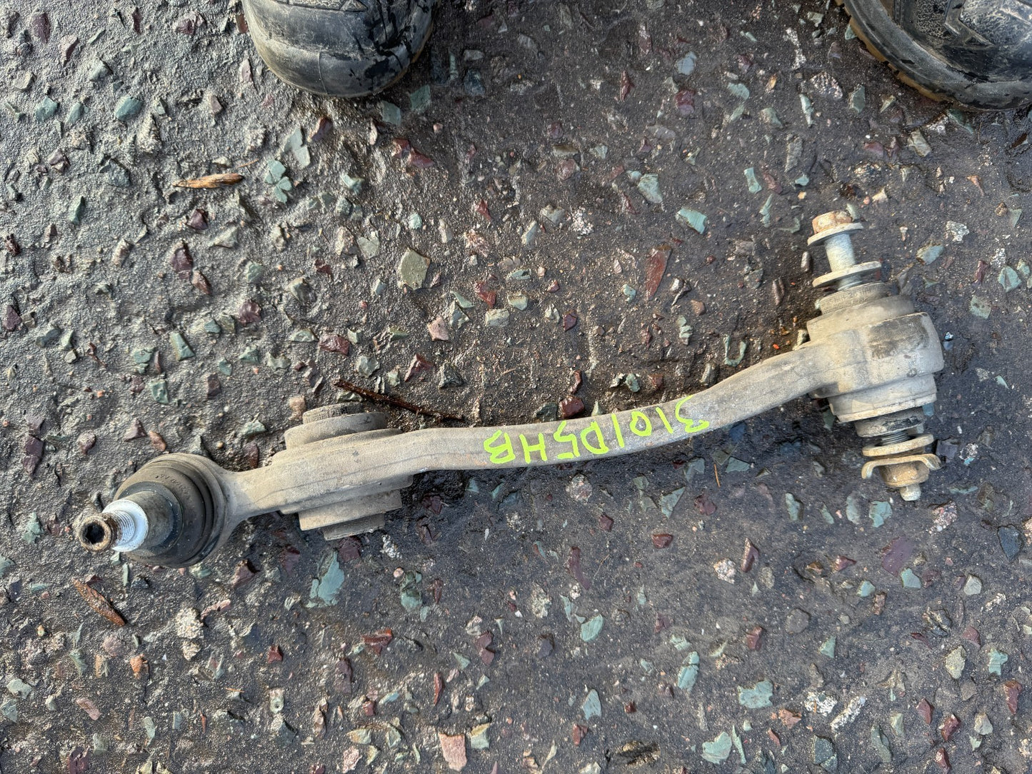 Wishbone Control Arm front right LR175395 LAND ROVER DEFENDER L663 DISCOVERY V