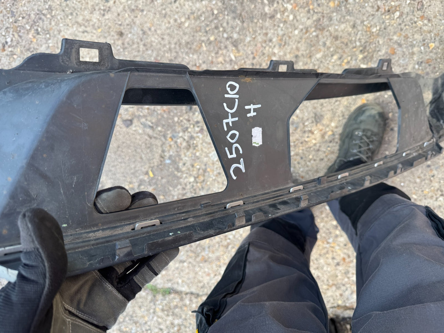 VOLKSWAGEN PASSAT B8 FACELIFT 2019-2022 REAR BUMPER DIFFUSER- GENUINE