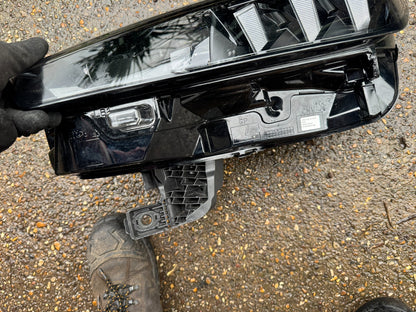 PEUGEOT E-3008 E-5008 PASSENGER SIDE LEFT LED HEADLIGHT 9862664780 2024 2025