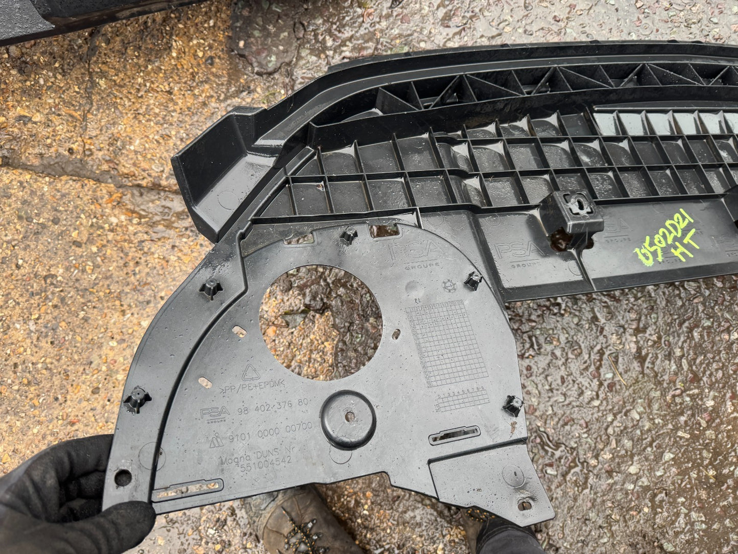 VAUXHALL ASTRA DESIGN Mk8 (L) 2020-2025 - Front bumper Undertray 9840237680