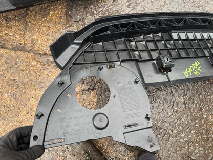 VAUXHALL ASTRA DESIGN Mk8 (L) 2020-2025 - Front bumper Undertray 9840237680