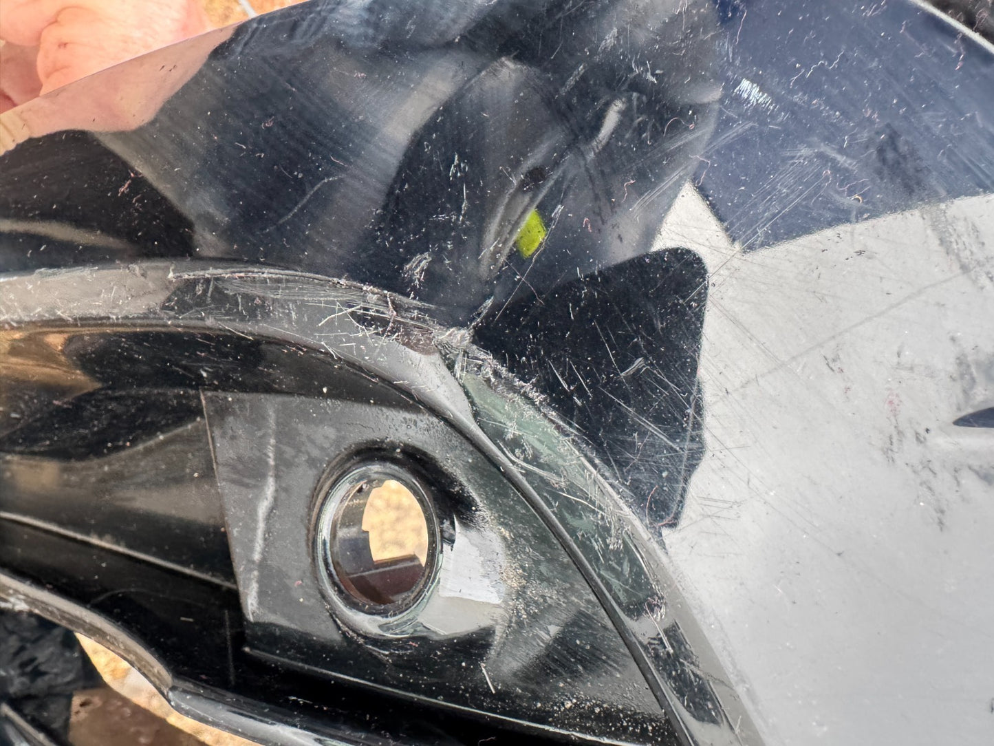 VOLKSWAGEN VW GOLF R 2020-2024 FRONT LEFT FOG GRILLS 5H0853665K DAMAGED CLIPS