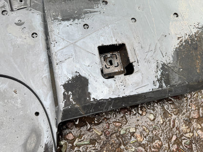 VAUXHALL ASTRA DESIGN Mk8 (L) 2020-2025 - Front bumper Undertray 9840237680