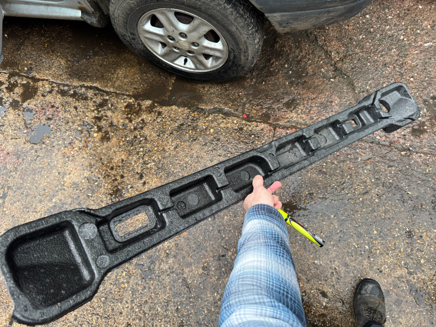 2020 VOLVO XC40 BUMPER FOAM ABSORBER FRONT 31449345 MK1 2018 - 2024