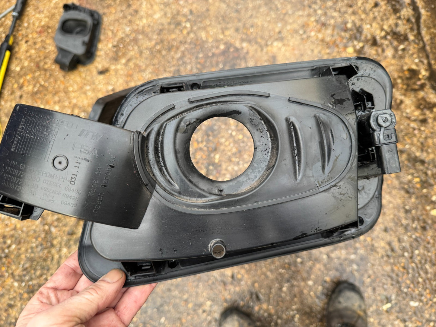 OPEL Vauxhall ASTRA L MK6 C02 Fuel Tank Flap Cap 9839723080 1.2 Petrol 96kW 2023