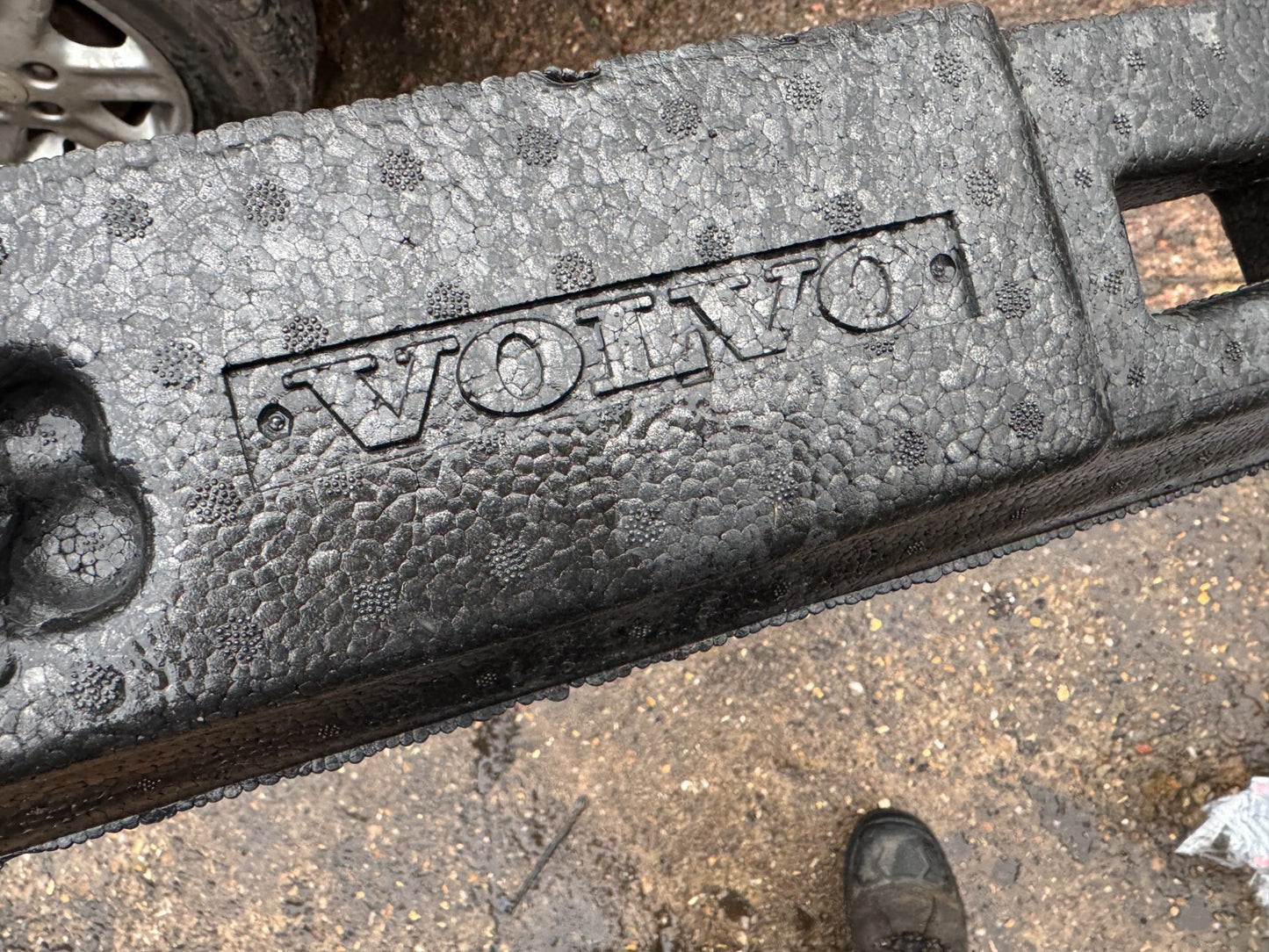 2020 VOLVO XC40 BUMPER FOAM ABSORBER FRONT 31449345 MK1 2018 - 2024