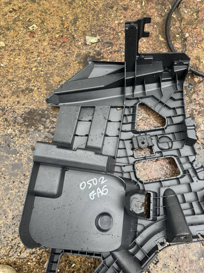 Peugeot 308 2024 Rear right rear bumper mounting bracket 9837050480 RLD29432