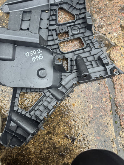 Peugeot 308 2024 Rear right rear bumper mounting bracket 9837050480 RLD29432