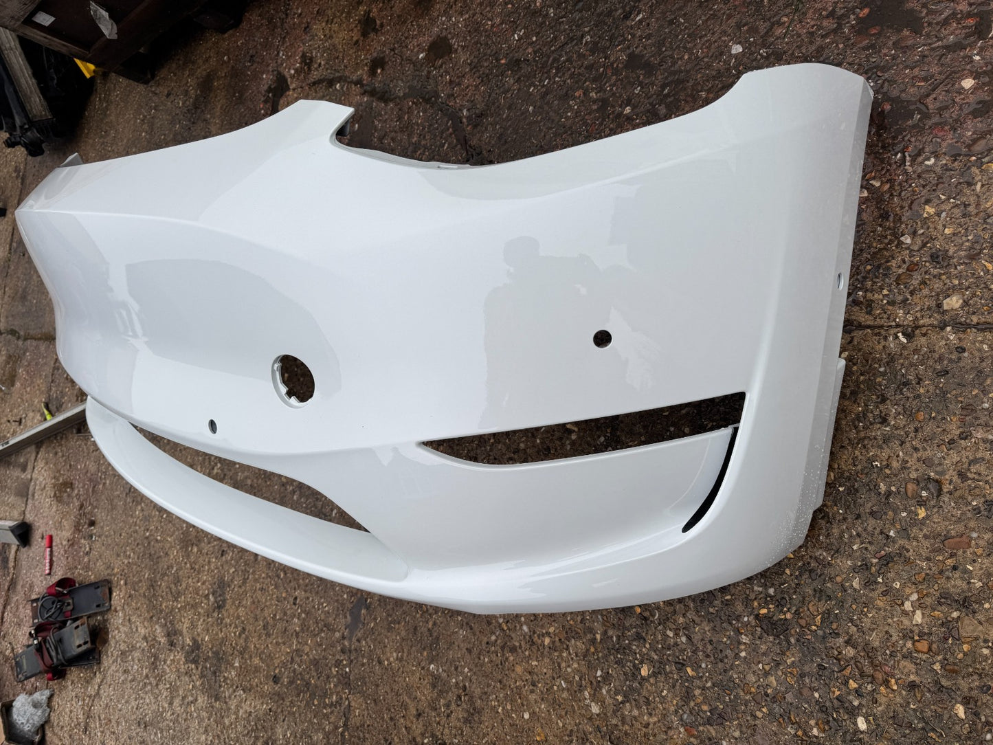 BRAND NEW GENUINE TESLA MODEL Y FRONT BUMPER NEW PAINT 2021-2024 1493736-S0-B
