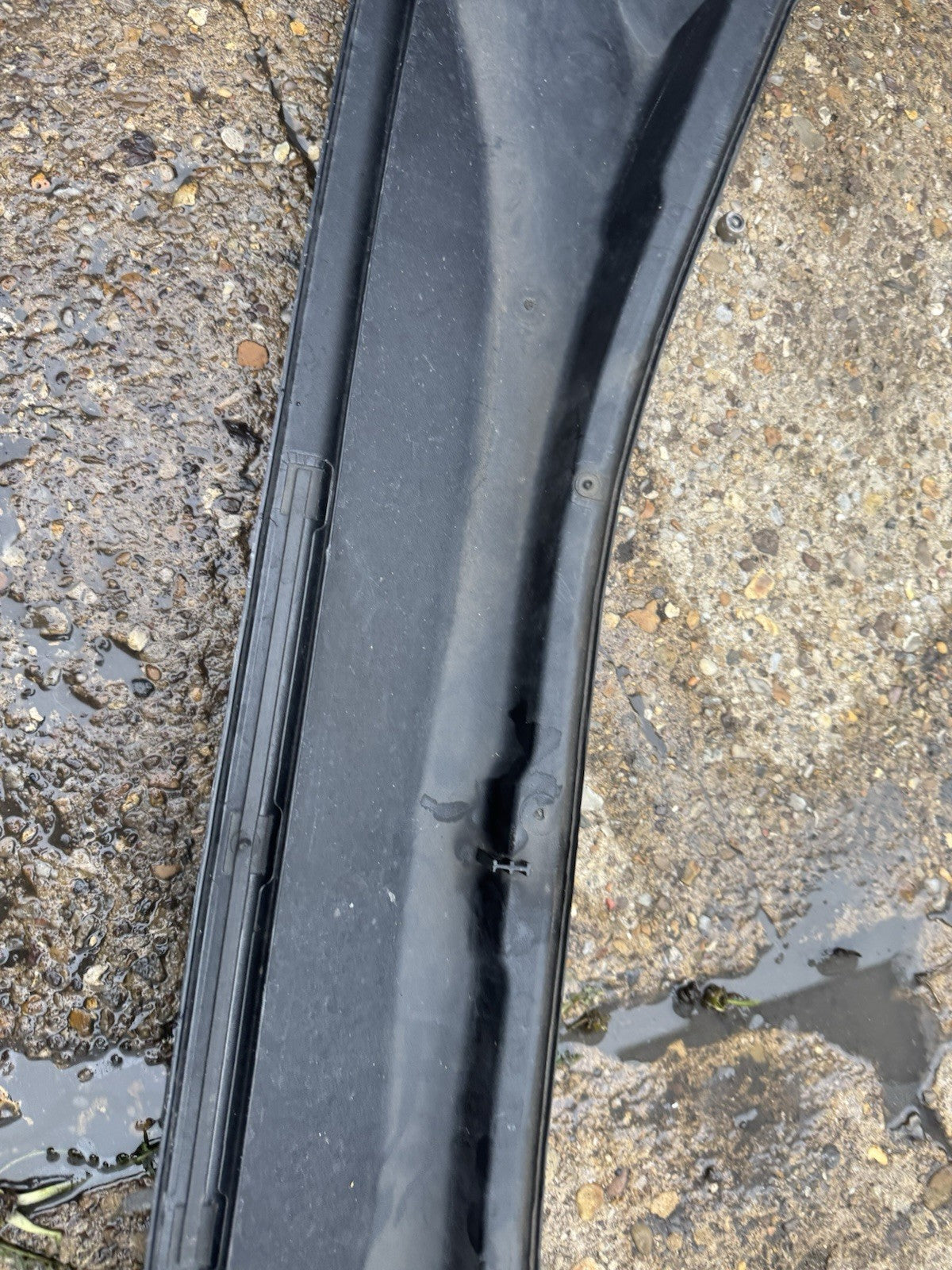2016-2022 BMW X1 XDRIVE28I FRONT WINDSCREEN SCUTTLE PANEL COWL COVER TRIM OEM