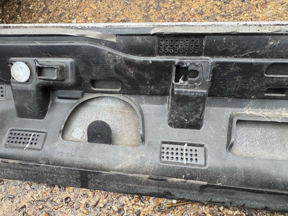 VOLVO XC60  FRONT RIGHT DOOR LOWER TRIM GENUINE 31440303