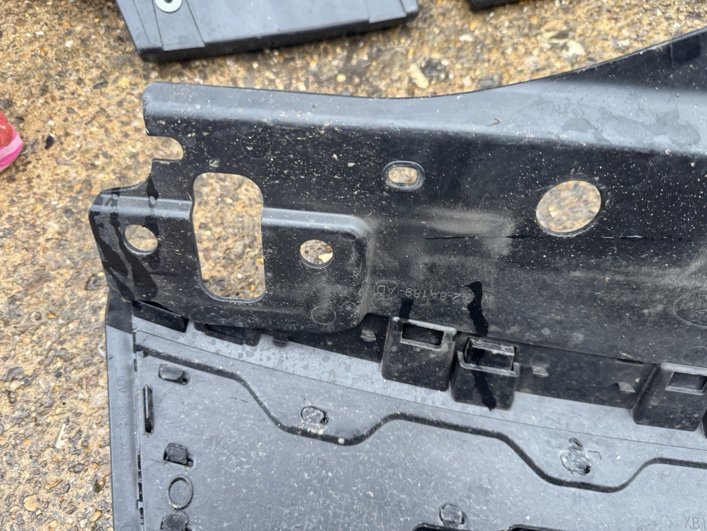 OEM LAND ROVER DISCOVERY 5 L462 R-DYNAMIC RADIATOR GRILLE 2020-ON MY42R7081AB