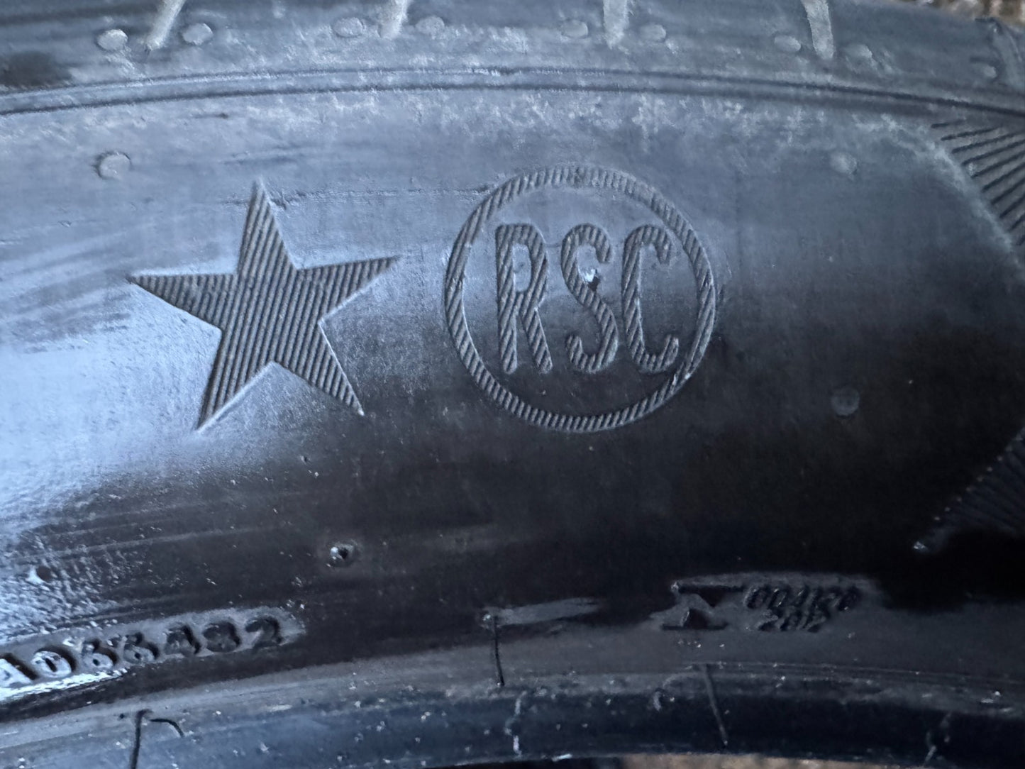 275/40R22 107Y Continental Premium Contact 6 SSR * XL 2754022 TYRE NO REPAIR RSC